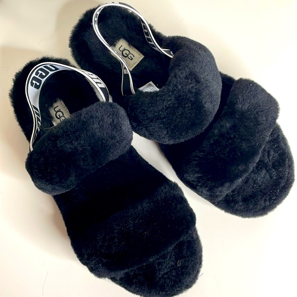 Ugg fuzzy yeah, fluff slippers size 10